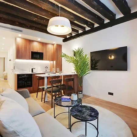 Chic - 1br-4p -ac- Marais-vosges Parigi
